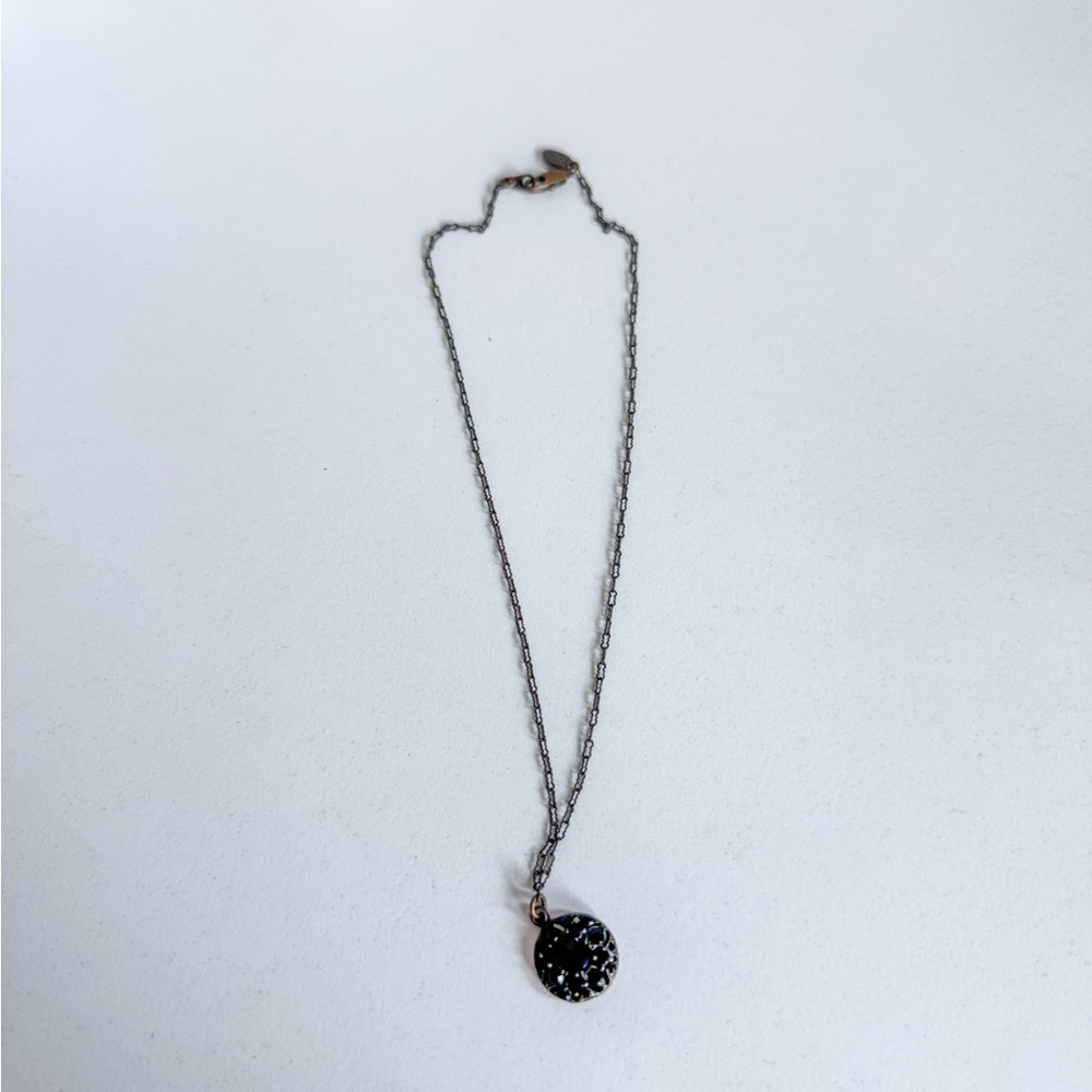 sparkly black necklace